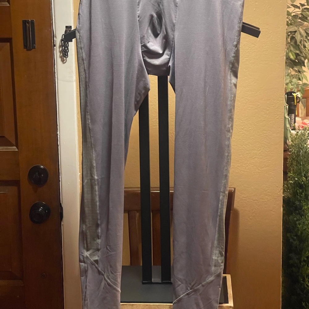 Nike Dri-FIT Full Length Light Gray Leggings